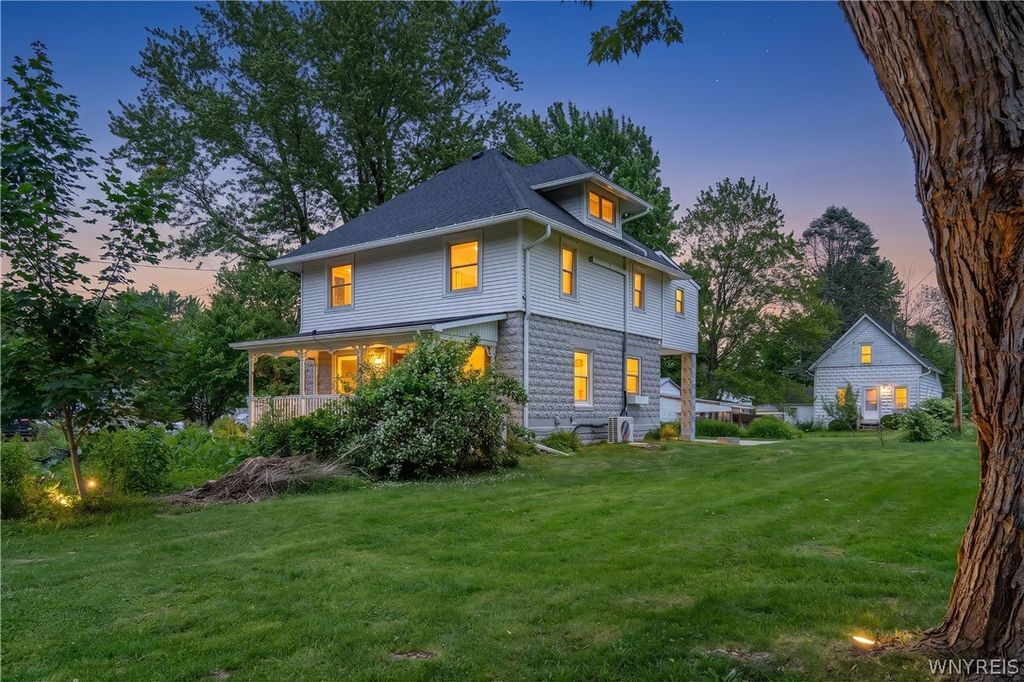 6025 Mckinley Parkway, Hamburg, NY 14075
