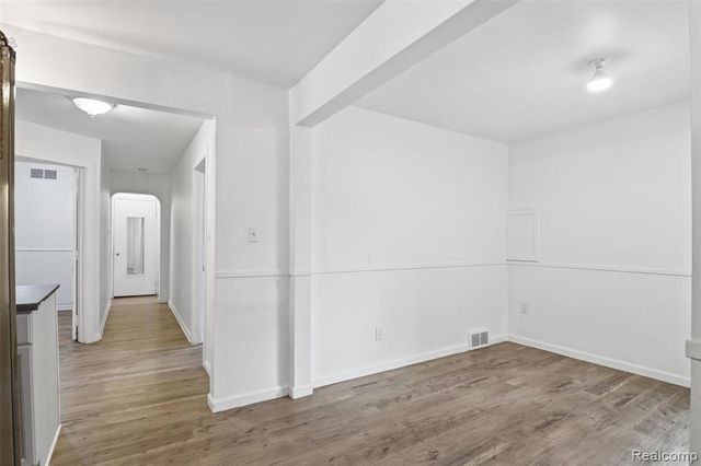 15326 Brookfield Street, Livonia, MI 48154