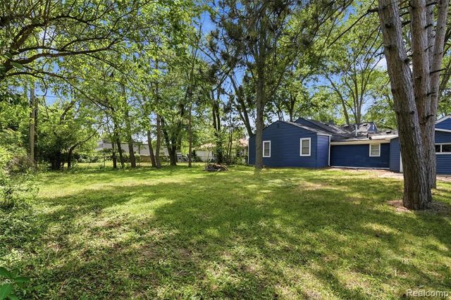 15326 Brookfield Street, Livonia, MI 48154