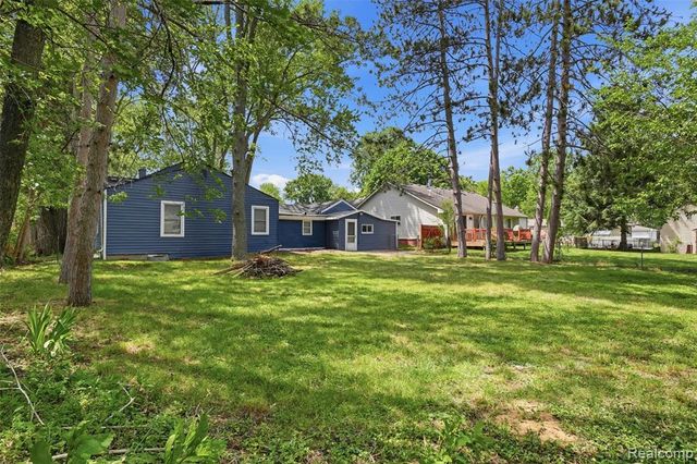 15326 Brookfield Street, Livonia, MI 48154