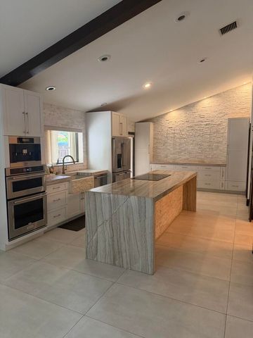9553 Majestic Way, Boynton Beach, FL 33437