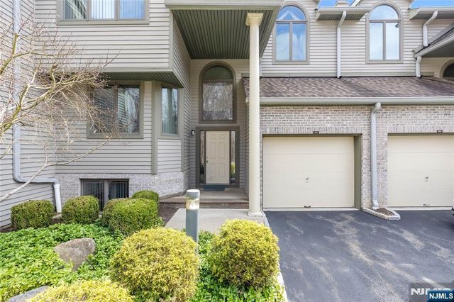 856 Hemlock Court T175, Norwood, NJ 07648