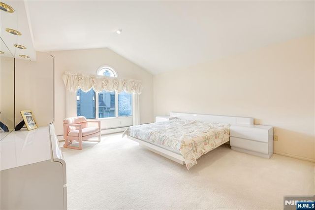 856 Hemlock Court T175, Norwood, NJ 07648