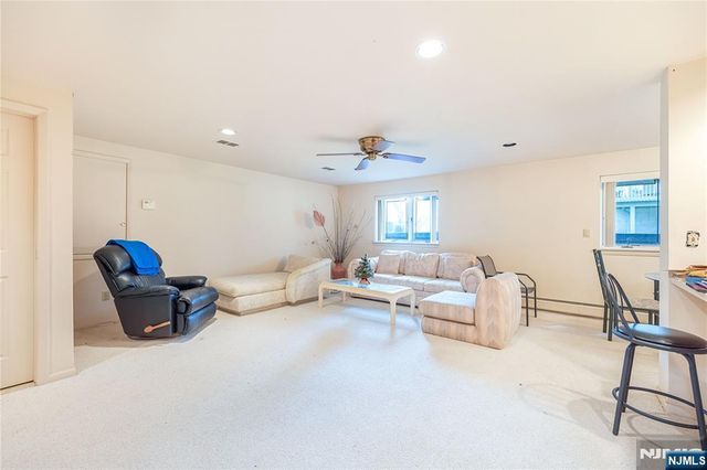 856 Hemlock Court T175, Norwood, NJ 07648