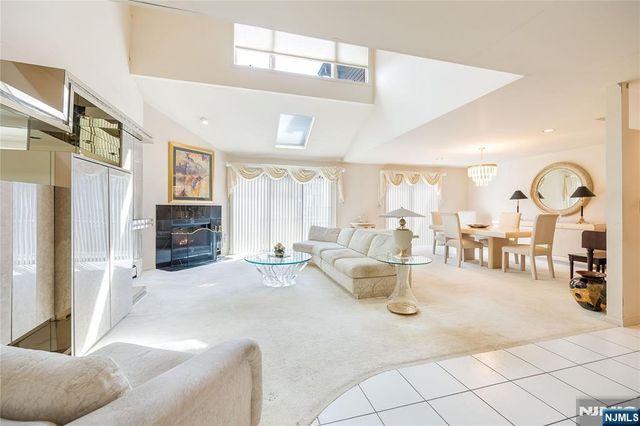 856 Hemlock Court T175, Norwood, NJ 07648