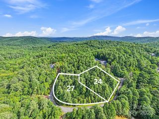 000 Awi Trail 24 & 27, Hendersonville, NC 28739