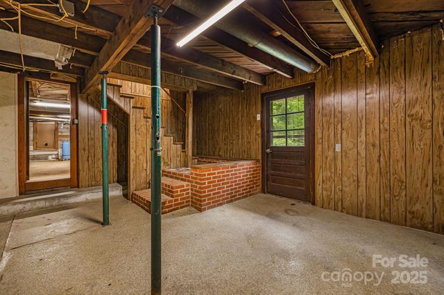 8171 Sugar Hill Road, Marion, NC 28752