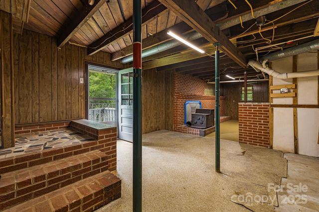 8171 Sugar Hill Road, Marion, NC 28752