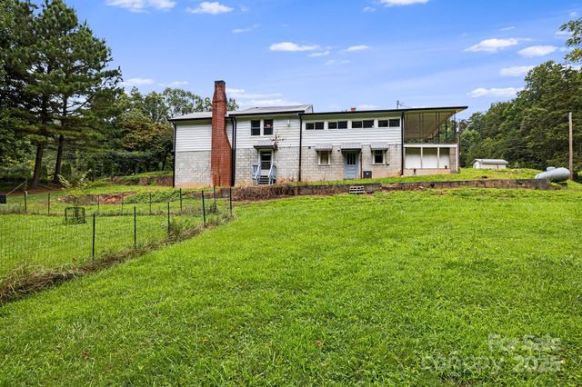 8171 Sugar Hill Road, Marion, NC 28752