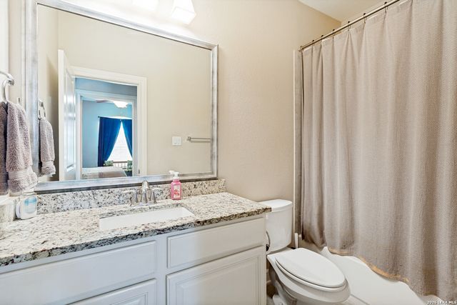 192 Sunrise Hill, Castroville, TX 78009