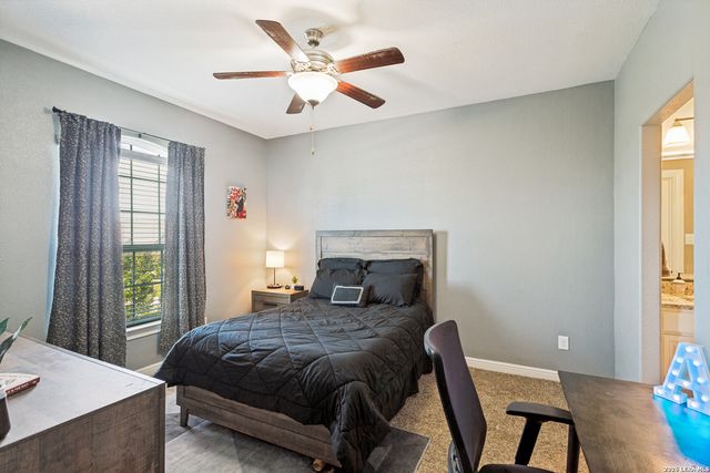 192 Sunrise Hill, Castroville, TX 78009
