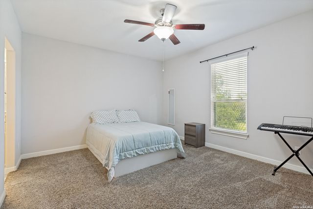 192 Sunrise Hill, Castroville, TX 78009