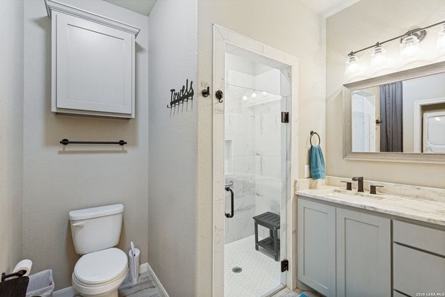 192 Sunrise Hill, Castroville, TX 78009