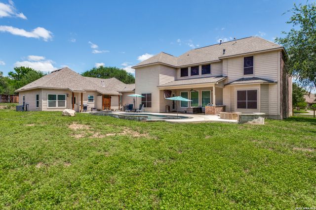 192 Sunrise Hill, Castroville, TX 78009