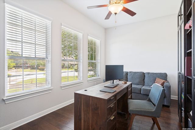 192 Sunrise Hill, Castroville, TX 78009