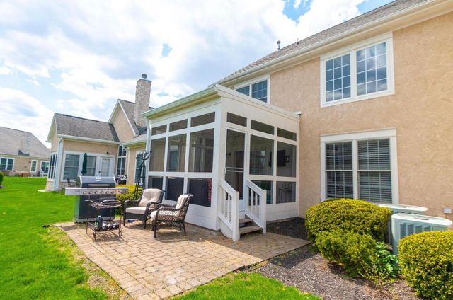 4706 Saint Andrews Drive, Grove City, OH 43123