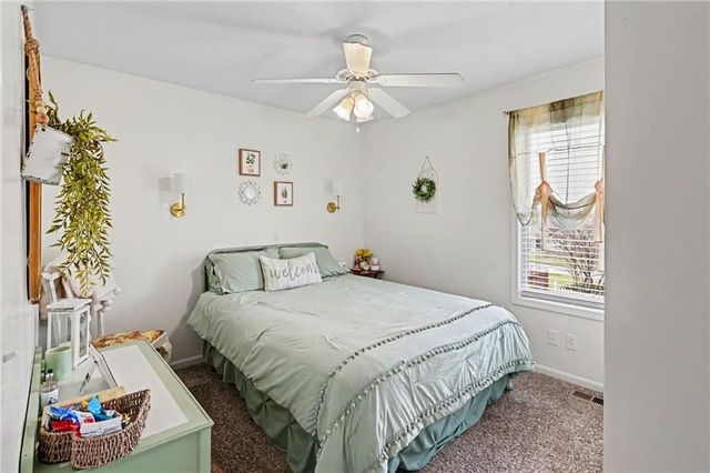 13704 Jana Lei Avenue, Bonner Springs, KS 66012