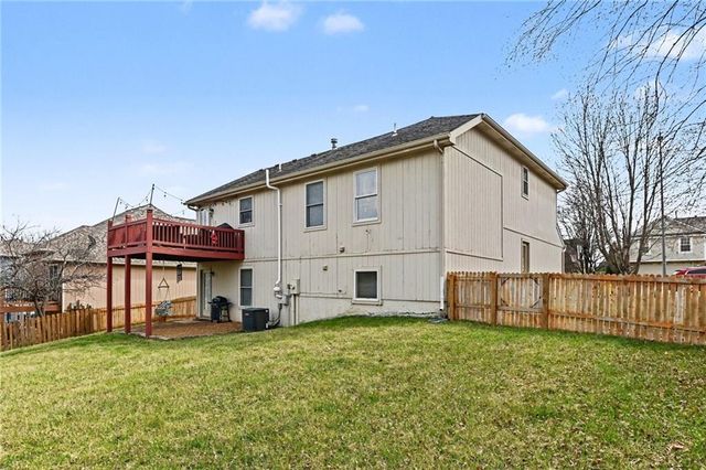 13704 Jana Lei Avenue, Bonner Springs, KS 66012