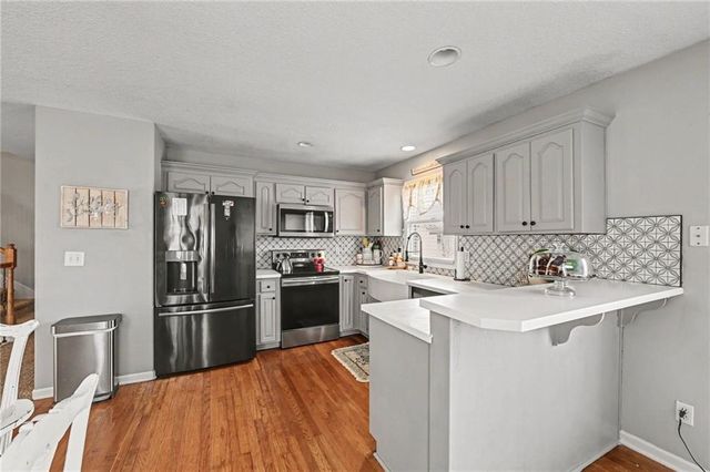 13704 Jana Lei Avenue, Bonner Springs, KS 66012