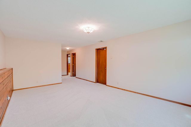 1010 94th Avenue NW, Coon Rapids, MN 55433