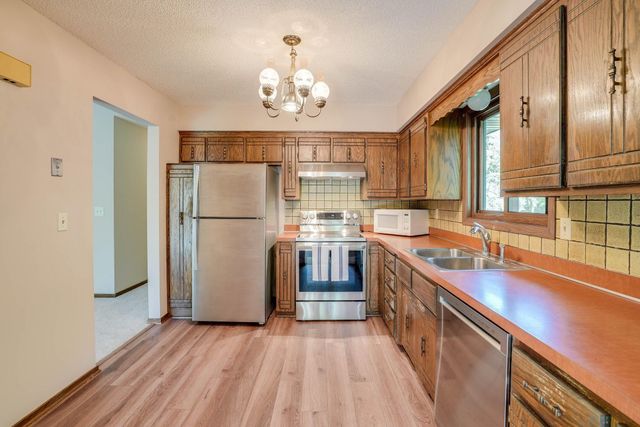 1010 94th Avenue NW, Coon Rapids, MN 55433