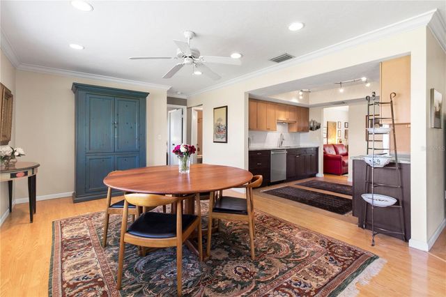 7926 CYPRESS LAKE DRIVE, Sarasota, FL 34243