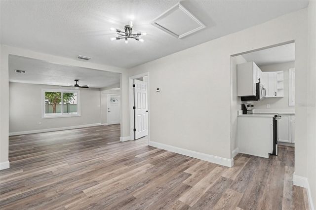 1804 E COMANCHE AVE, Tampa, FL 33610