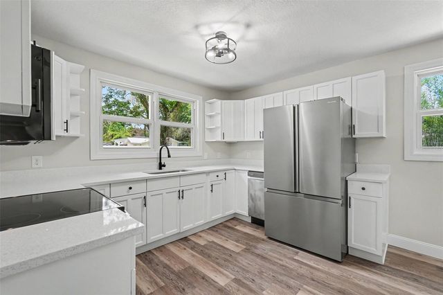 1804 E COMANCHE AVE, Tampa, FL 33610