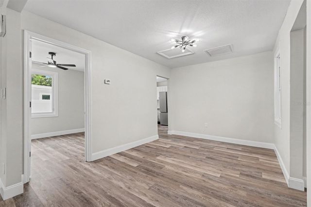 1804 E COMANCHE AVE, Tampa, FL 33610