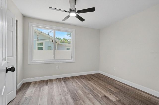 1804 E COMANCHE AVE, Tampa, FL 33610