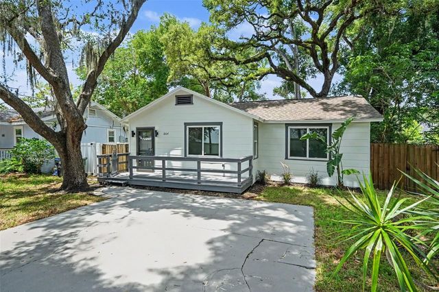 1804 E COMANCHE AVE, Tampa, FL 33610