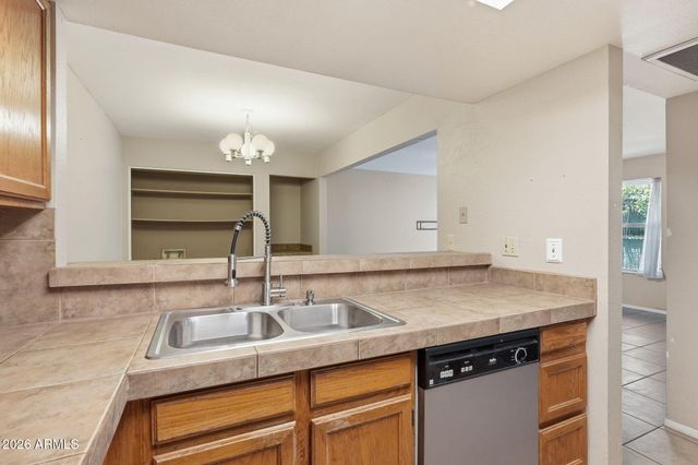 1645 W BASELINE Road 1001, Mesa, AZ 85202
