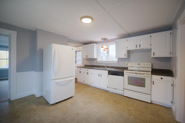 48 Winter Street, Exeter, NH 03833