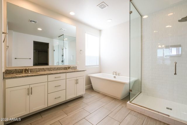 6918 W SAMANTHA Way, Laveen, AZ 85339