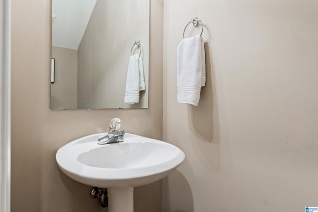 1565 SAVANNAH PARK, Birmingham, AL 35216