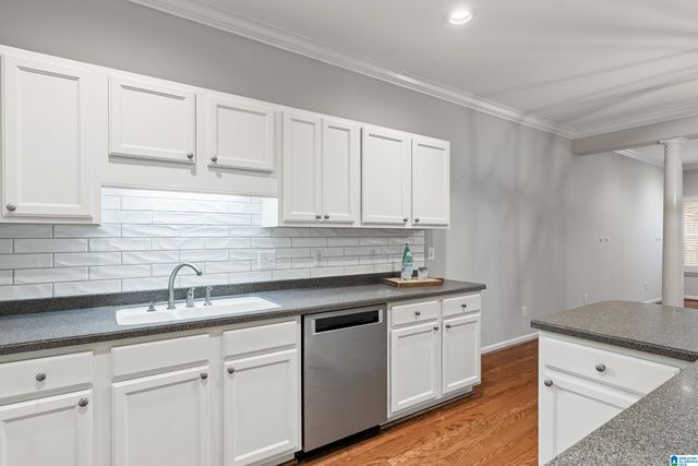 1565 SAVANNAH PARK, Birmingham, AL 35216