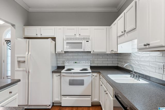 1565 SAVANNAH PARK, Birmingham, AL 35216