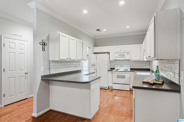 1565 SAVANNAH PARK, Birmingham, AL 35216