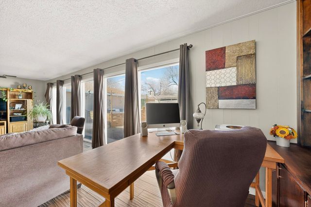 6105 Bellamah Avenue NE, Albuquerque, NM 87110