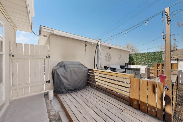 6105 Bellamah Avenue NE, Albuquerque, NM 87110