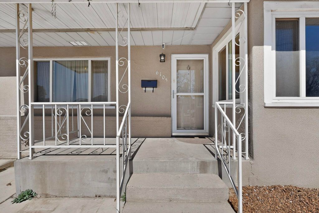 Image 16 of property listing at 6105 Bellamah Avenue NE, Albuquerque, NM 87110