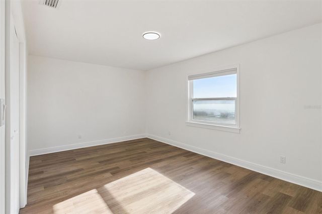 1106 LAKE ARIANA BOULEVARD, Auburndale, FL 33823