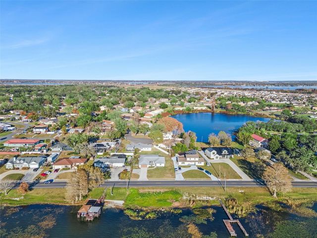 1106 LAKE ARIANA BOULEVARD, Auburndale, FL 33823
