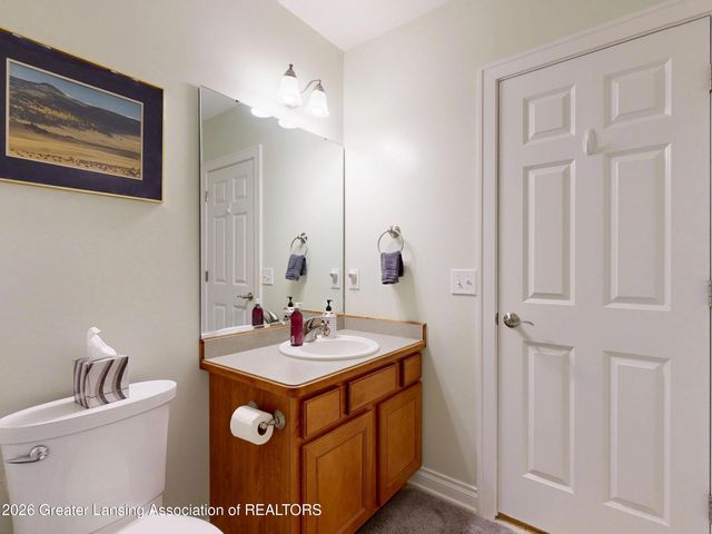 679 Willet Way, East Lansing, MI 48823