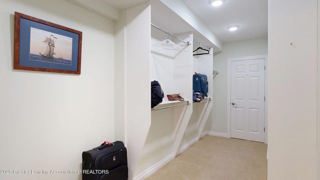679 Willet Way, East Lansing, MI 48823
