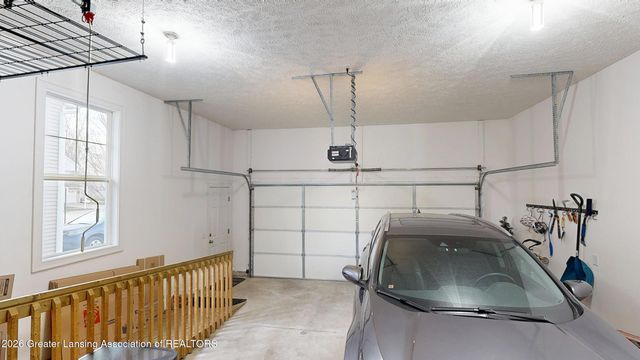 679 Willet Way, East Lansing, MI 48823