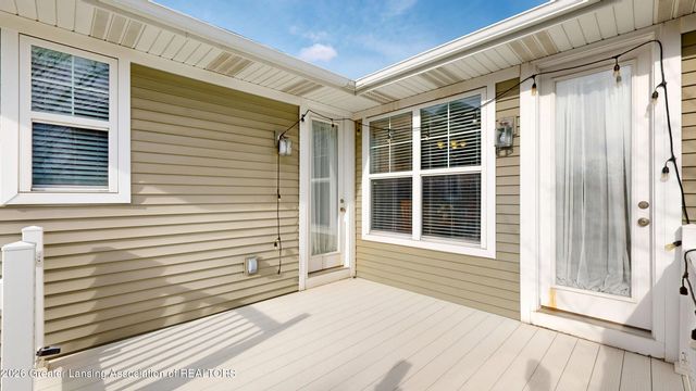 679 Willet Way, East Lansing, MI 48823