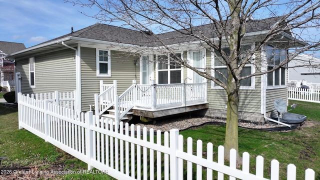 679 Willet Way, East Lansing, MI 48823