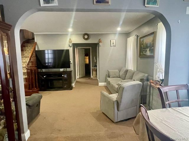 21438 112th Road, Queens Village, NY 11429