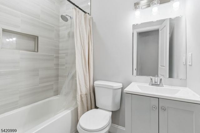 204 19Th Ave, Irvington Twp., NJ 07111